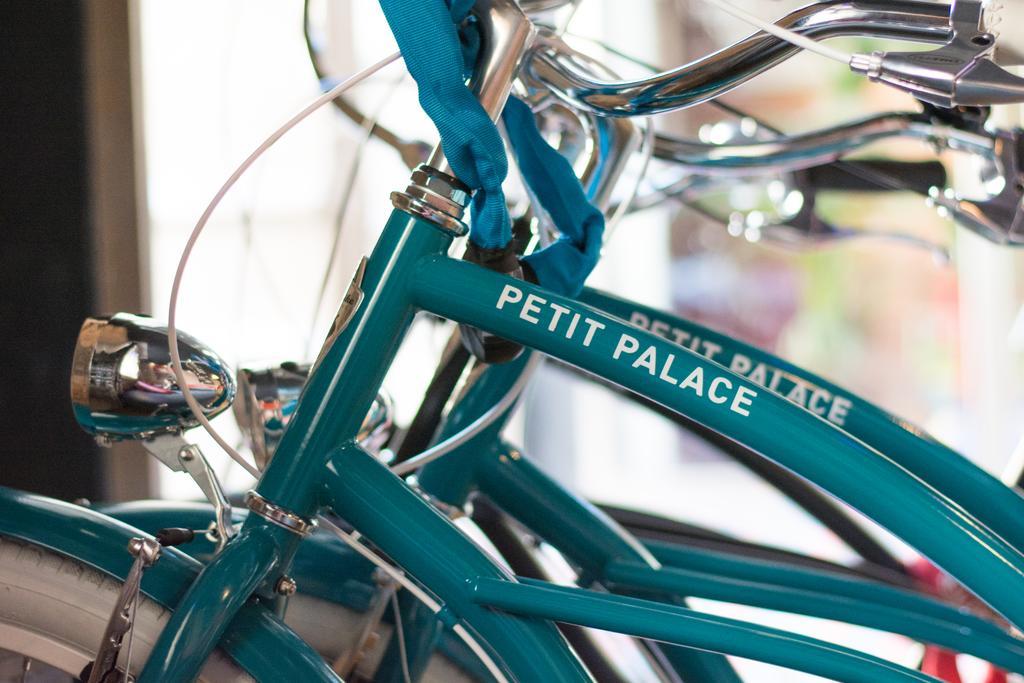 Petit Palace Plaza De La Reina Βαλένθια Εξωτερικό φωτογραφία